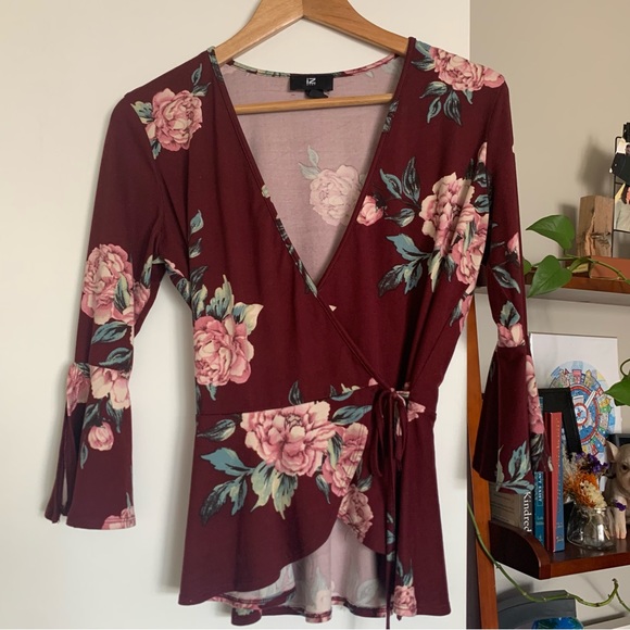 iZ Byer Burgundy Floral wrap top - Picture 3 of 8